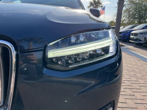 Used 2020 Volvo XC90 T6 Inscription w/ Protection Package image 6