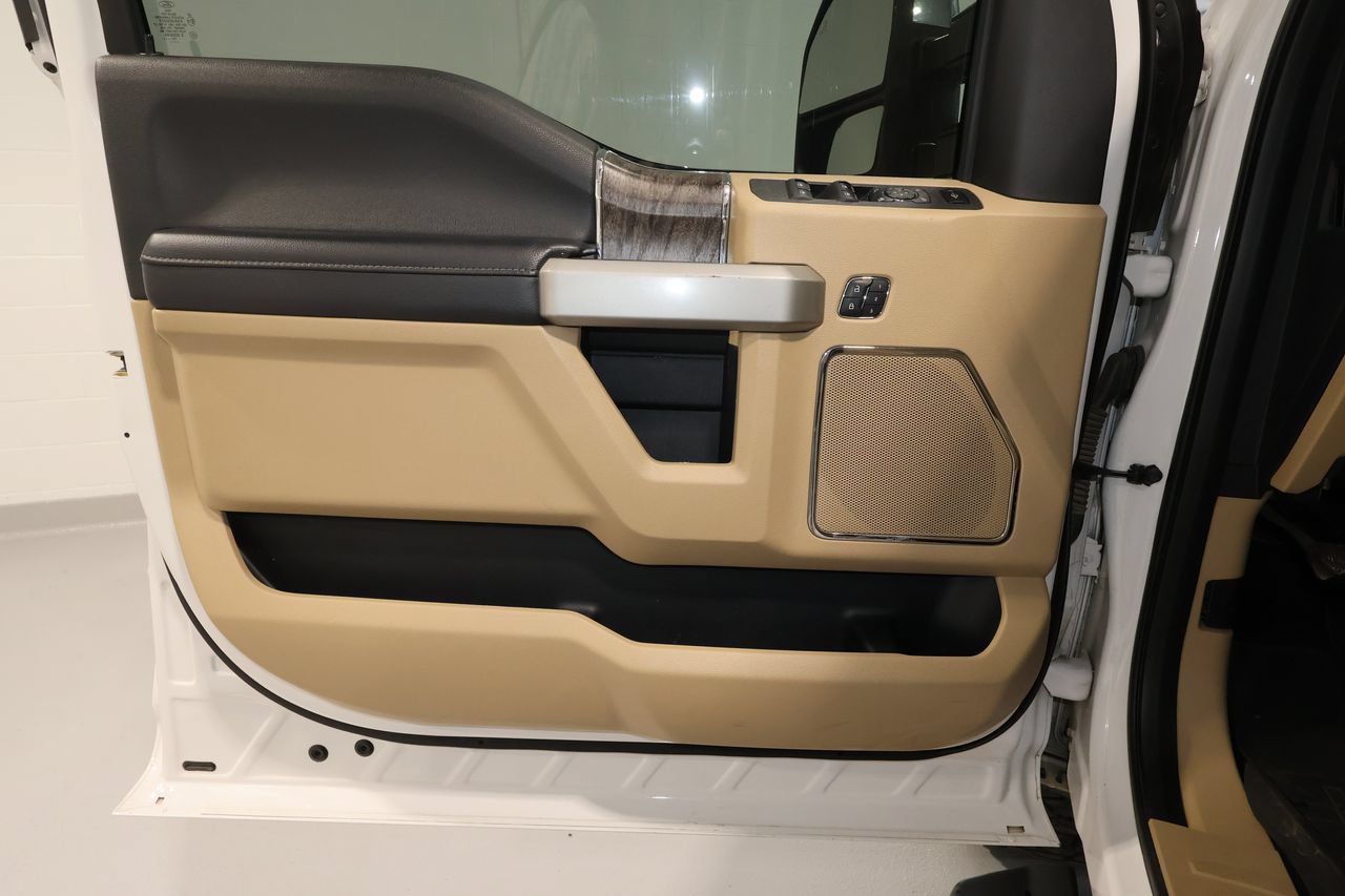 Used 2019 Ford F350 Lariat w/ Lariat Ultimate Package AWD/4WD image 13