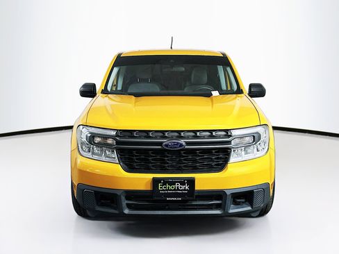 Used 2022 Ford Maverick XLT w/ Equipment Group 300A Standard image 2