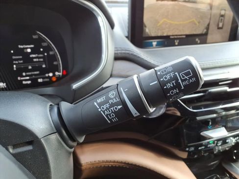 Used 2023 Acura MDX SH-AWD w/ Advance Package image 31