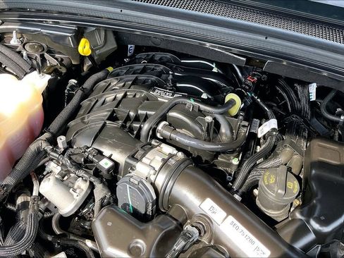 Used 2023 Jeep Grand Cherokee Limited RWD image 32