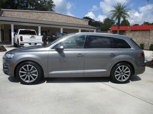 Used 2018 Audi Q7 3.0T Prestige AWD/4WD image 27