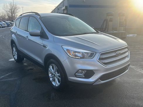 Used 2018 Ford Escape SE image 8