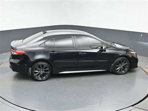 Used 2024 Toyota Corolla SE w/ SE Premium Package image 40