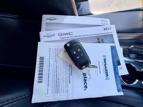 Used 2014 Chevrolet Equinox LT w/ Power Convenience Package FWD image 37