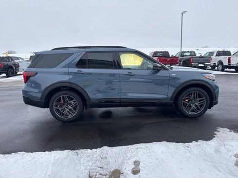New 2026 Ford Explorer ST-Line w/ ST-Line Street Pack image 6