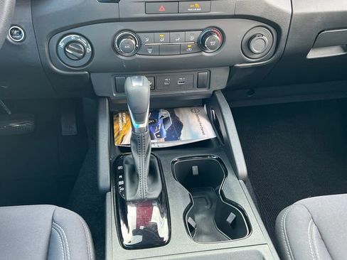 Certified 2023 Nissan Frontier SV w/ Midnight Edition Package image 17