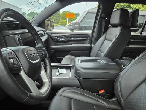 Used 2023 GMC Yukon Denali w/ Denali Reserve Package AWD/4WD image 6