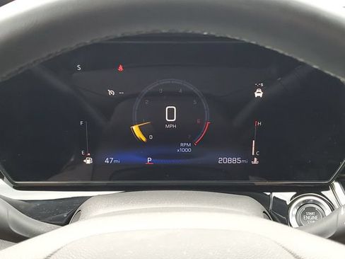 Certified 2025 Chevrolet Trax ACTIV w/ Driver Confidence Package FWD image 9