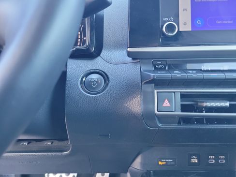 Certified 2025 Toyota Camry SE image 15