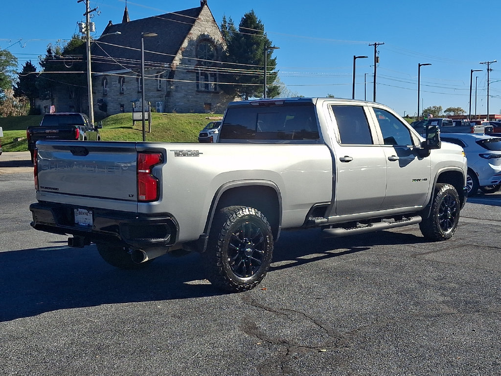 Used 2025 Chevrolet Silverado 3500 LT w/ Trail Boss Package AWD/4WD image 6