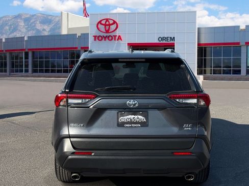 Used 2024 Toyota RAV4 XLE w/ Convenience Package AWD/4WD image 4