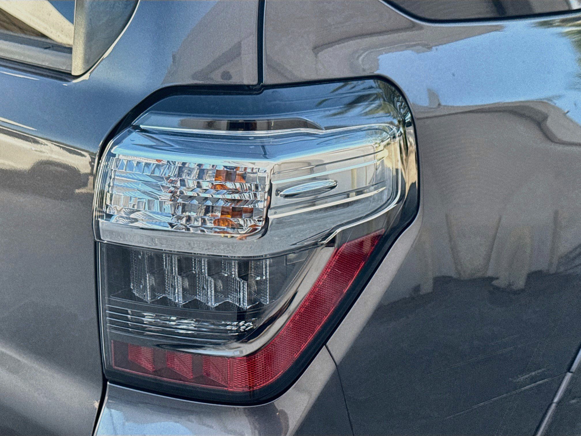 Used 2021 Toyota 4Runner SR5 Premium w/ Moonroof Package RWD image 28