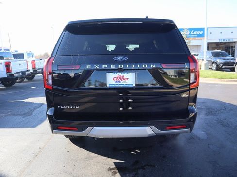 New 2025 Ford Expedition Platinum image 24