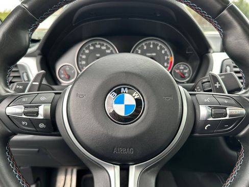 Used 2020 BMW M4 Coupe w/ Competition Package image 26