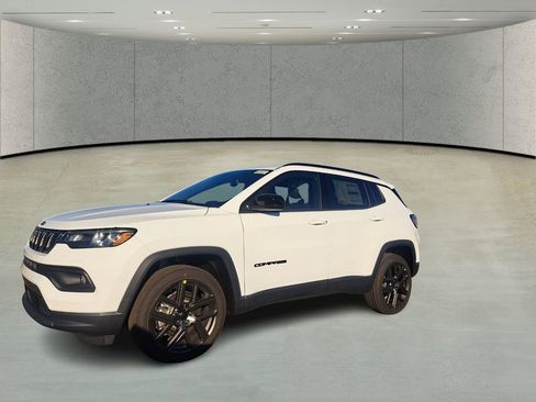 New 2026 Jeep Compass Latitude image 1