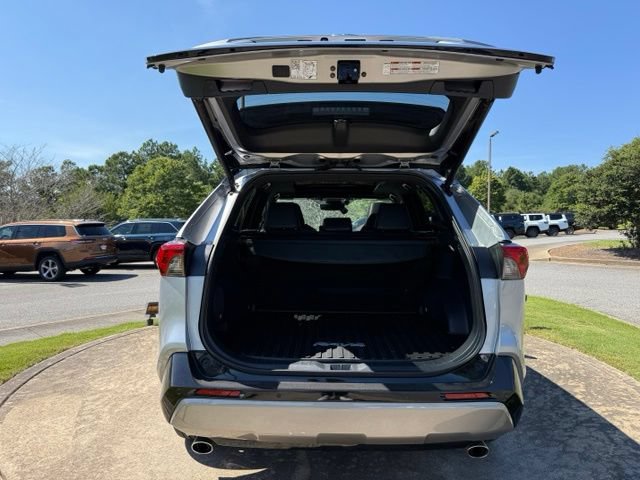 Used 2024 Toyota RAV4 XSE AWD/4WD image 32