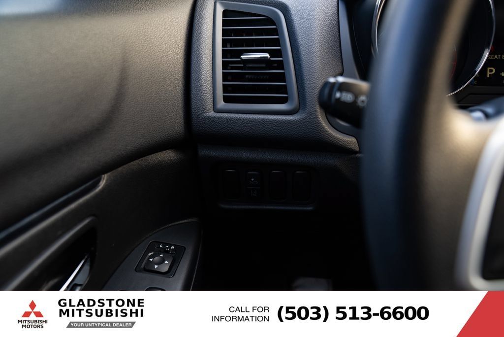Used 2024 Mitsubishi Outlander Sport ES AWD/4WD image 14