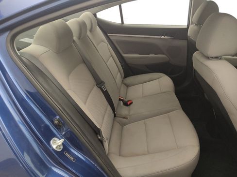 Used 2020 Hyundai Elantra SEL FWD image 19