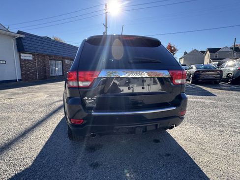 Used 2013 Jeep Grand Cherokee Overland image 19