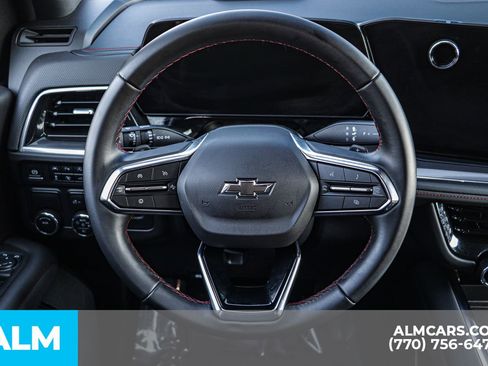 Used 2025 Chevrolet Suburban RST image 32