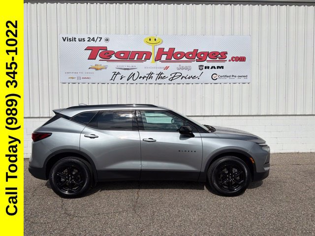 Used 2024 Chevrolet Blazer LT w/ Convenience Package AWD/4WD image 1
