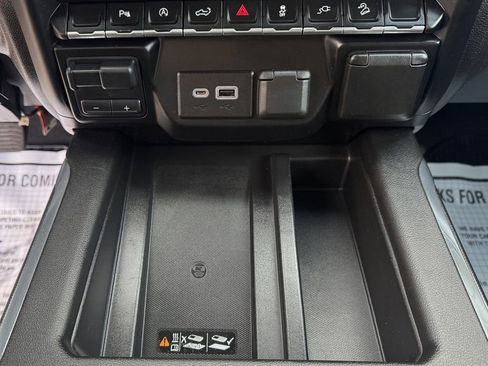 Used 2020 GMC Sierra 1500 AT4 w/ AT4 Preferred Package image 32