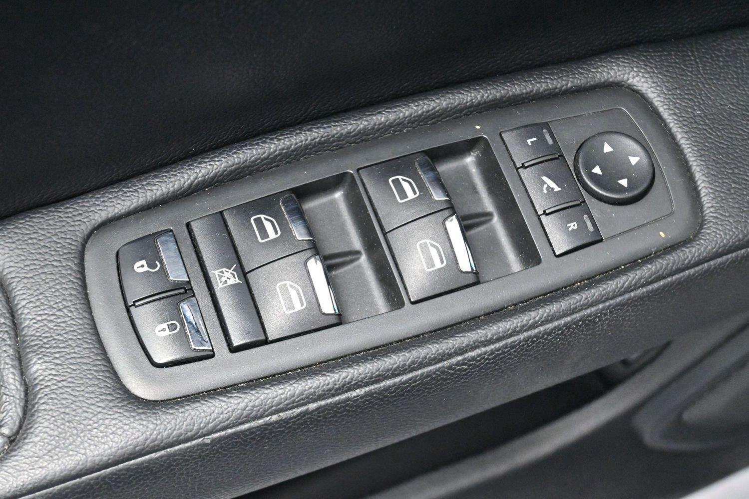 Used 2015 Maserati Ghibli RWD image 10