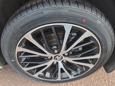 Certified 2022 Toyota Camry XSE image 11