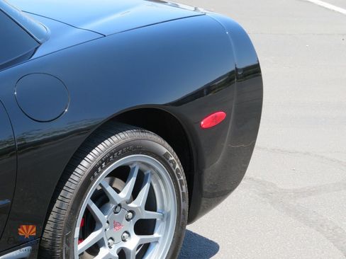 Used 2001 Chevrolet Corvette Z06 w/ Memory Pkg RWD image 15