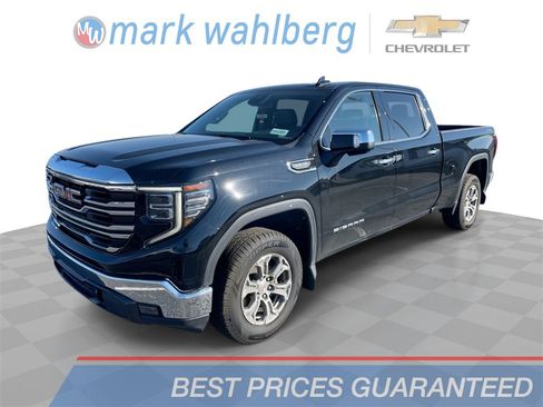 Used 2022 GMC Sierra 1500 SLT w/ Max Trailering Package image 1