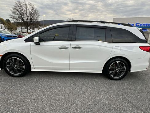 Used 2022 Honda Odyssey Elite image 7