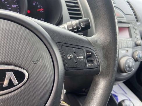 Used 2010 Kia Soul + w/ Audio Pkg FWD image 15
