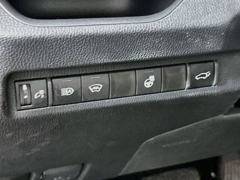 Certified 2025 Toyota RAV4 XLE w/ Convenience Package AWD/4WD image 10