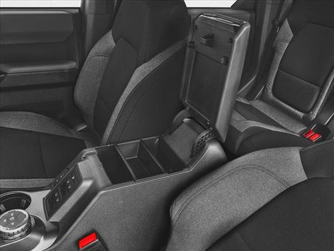 Used 2023 Ford Bronco Big Bend w/ Sasquatch Package AWD/4WD image 10