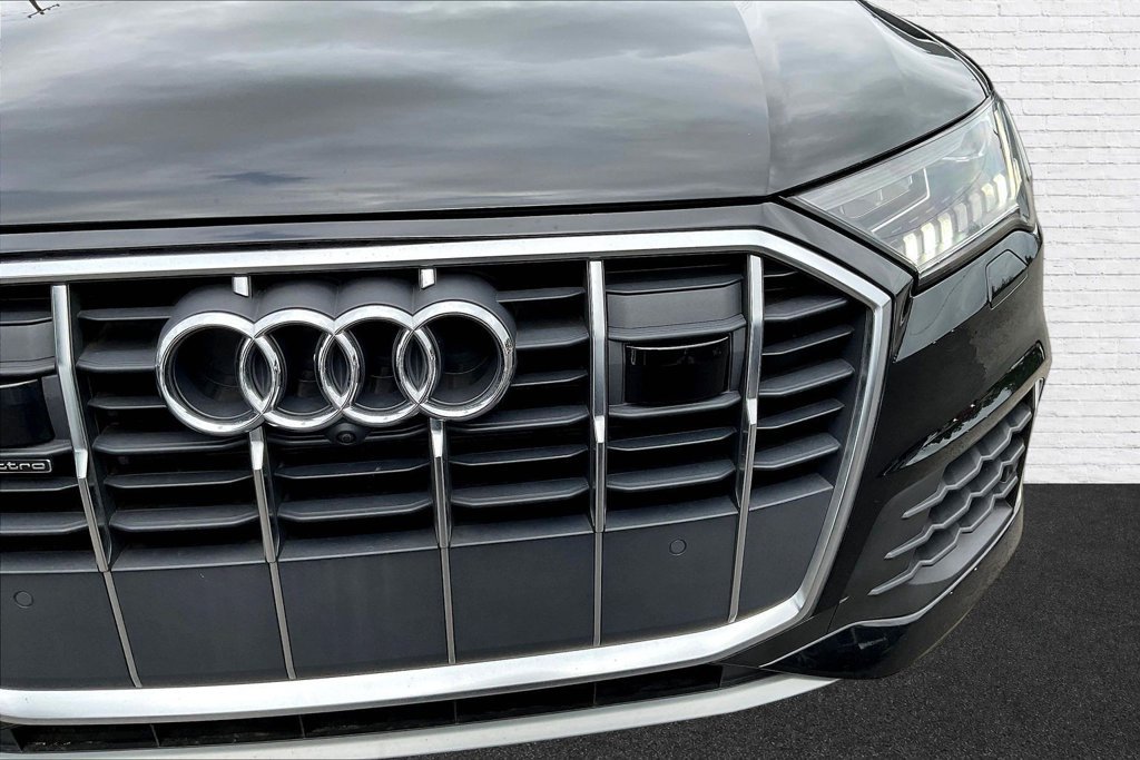 Used 2023 Audi Q7 3.0T Premium w/ Convenience Package AWD/4WD image 29