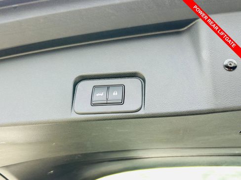 Used 2023 Nissan Rogue SV w/ SV Premium B Package image 11