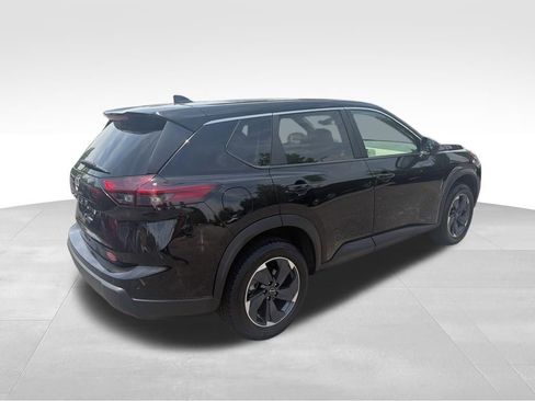 Used 2025 Nissan Rogue SV FWD image 5