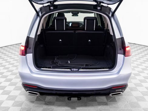 New 2026 Mercedes-Benz GLS 450 4MATIC image 37