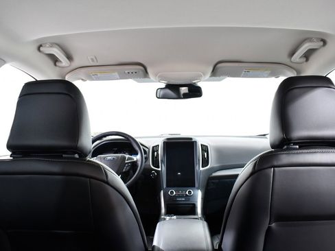 Used 2022 Ford Edge SEL w/ Convenience Package image 17