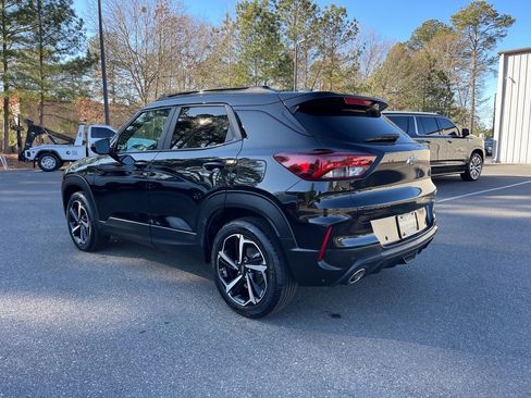 Used 2023 Chevrolet TrailBlazer RS w/ Sun and Liftgate Package image 7