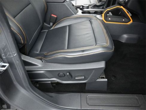 Certified 2021 Ford Bronco Badlands image 32