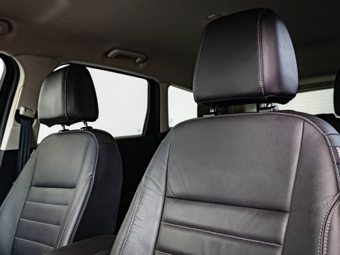 Used 2016 Ford Escape Titanium image 19