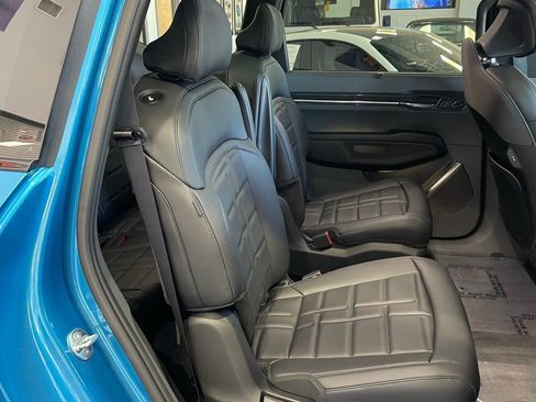 Used 2026 Kia EV9 Land w/ Nightfall Edition Package image 48