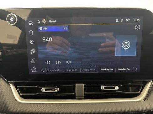 New 2026 Chevrolet Equinox LT w/ Convenience Package II image 16