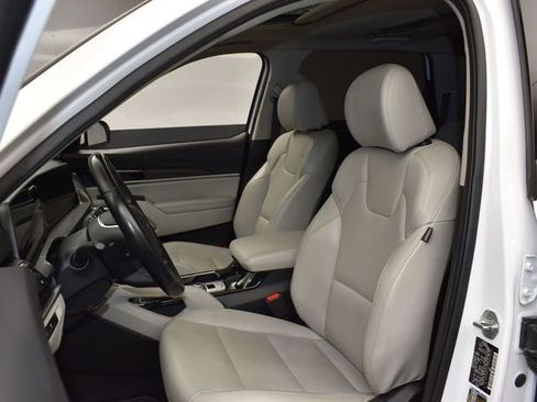 Used 2023 Kia Telluride S w/ S Sunroof Package image 9