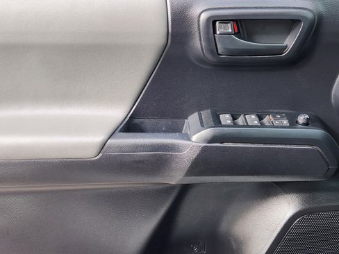 Used 2021 Toyota Tacoma SR image 19