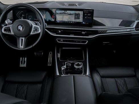 Used 2025 BMW X5 M60i image 31