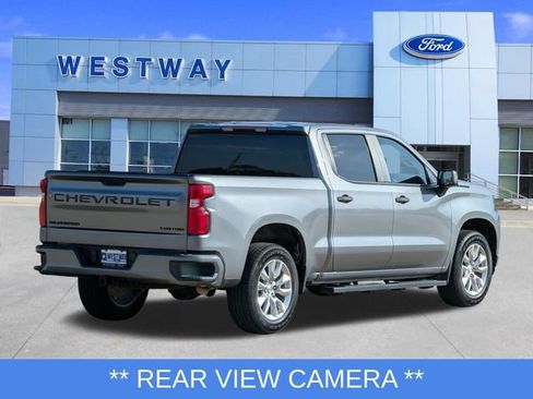 Used 2020 Chevrolet Silverado 1500 Custom w/ Custom Value Package RWD image 3