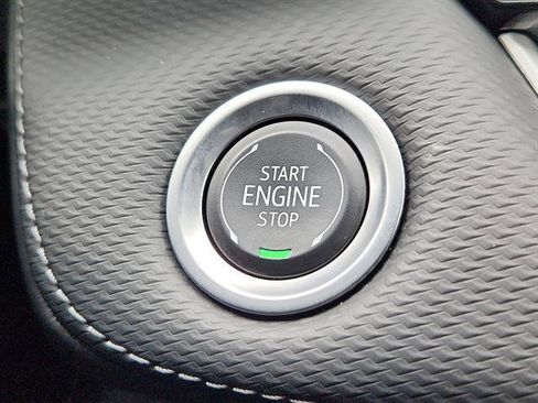 Used 2025 Chevrolet Equinox LT image 21